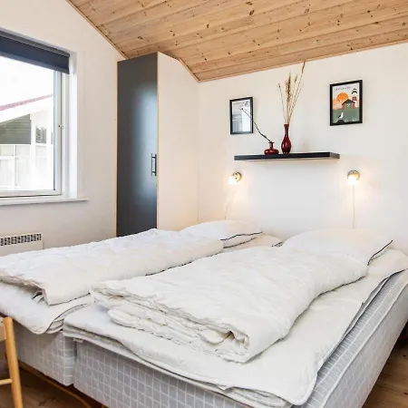 8 Person In Ulfborg * Fjand Gårde
